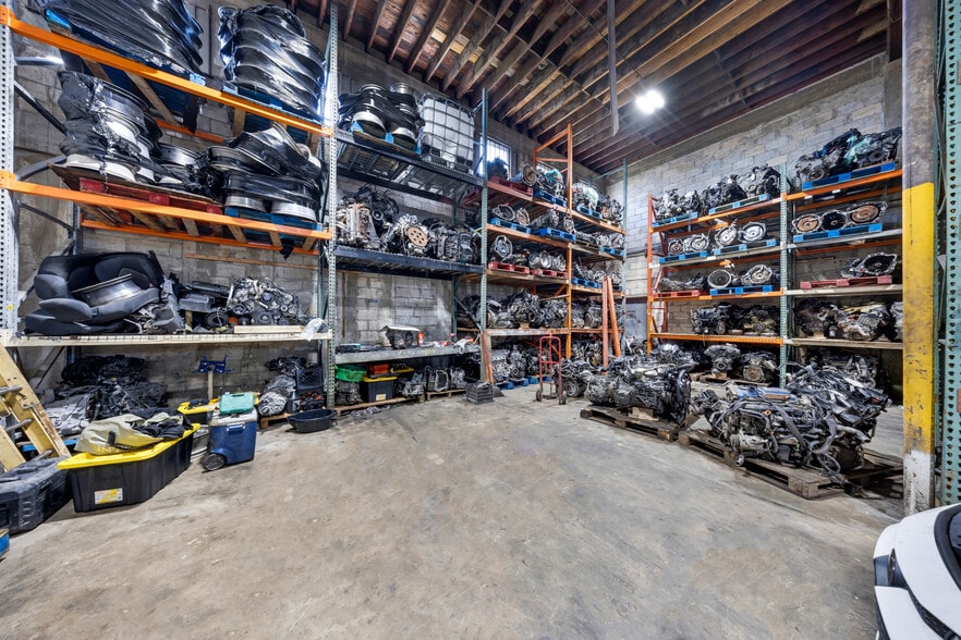 More Photos Of 2540-2600 Ali Baba Ave, Opa Locka Warehouse For Sale