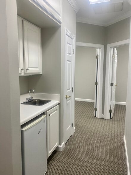 More Photos Of 140 Iowa Ln, Cary Office For Sale