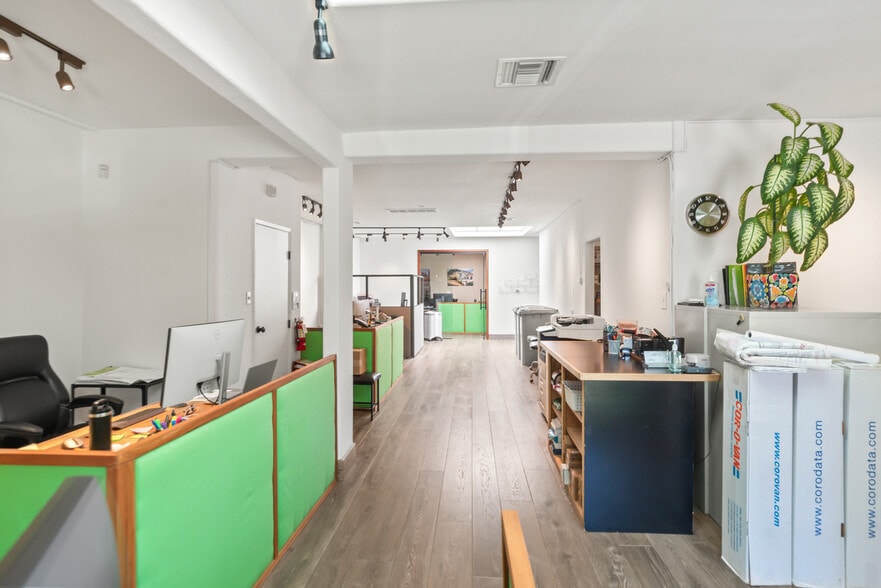 More Photos Of 401 1st St, Los Altos Medical For Sale