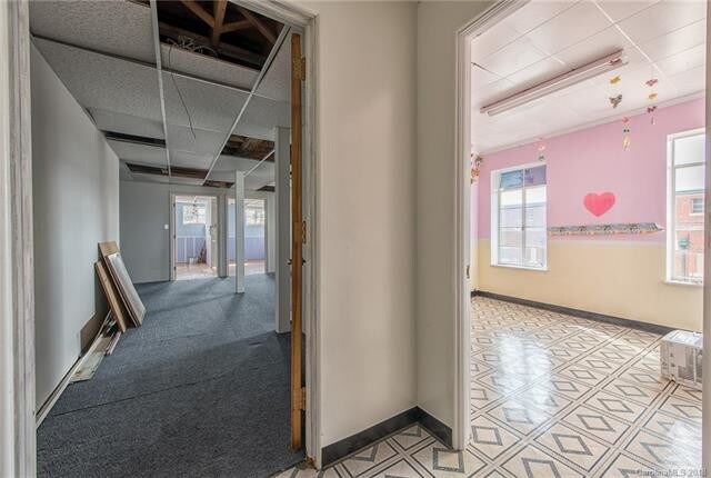 More Photos Of 511 W Franklin Blvd, Gastonia Storefront Retail Office For Sale