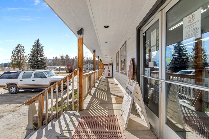 More Photos Of 200 Main st, Idaho City Specialty For Sale