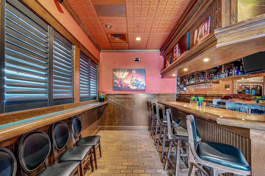 More Photos Of 821 Northern Blvd, Clarks Summit Restaurant For Sale