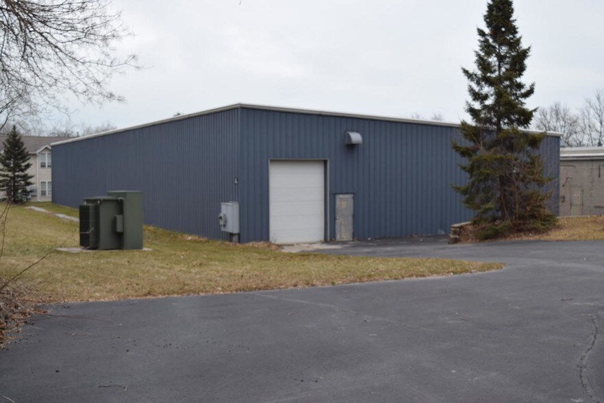 More Photos Of 3737 Douglas Ave, Racine Manufacturing For Lease