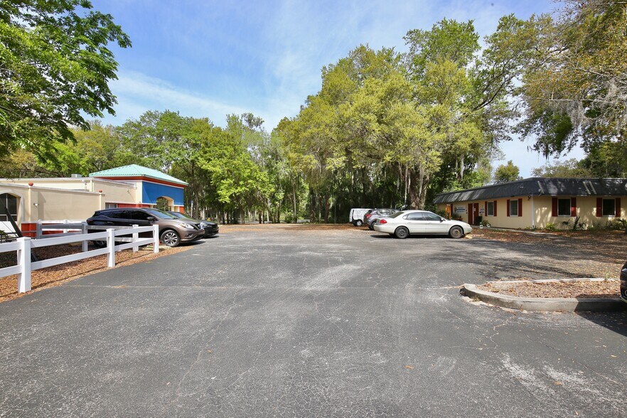 More Photos Of 3751 S Nova Rd, Port Orange General Retail For Lease