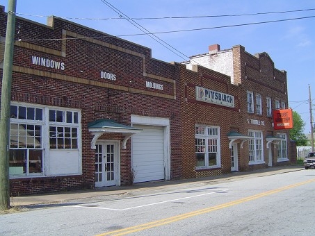 Primary Photo Of 115 Gary St, Clinton Freestanding For Sale