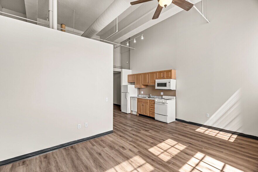 More Photos Of 814 N 19th St, Saint Louis Apartments For Sale