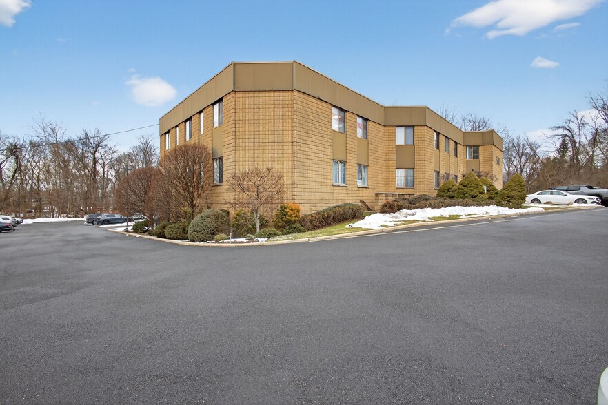 More Photos Of 500 Piermont Rd, Closter Medical For Lease