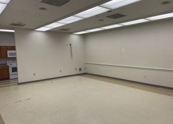 More Photos Of 1000 Park Ave NW, Norton Office For Sale