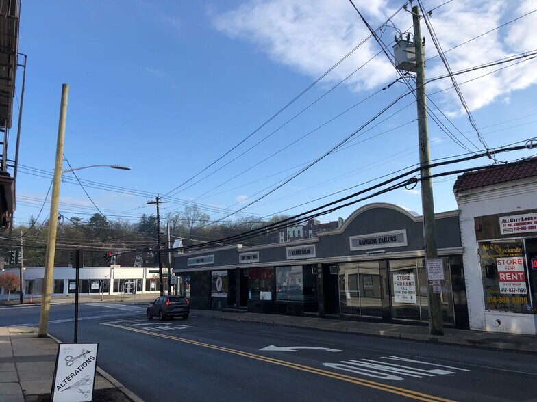 More Photos Of 3-11 E Hartsdale Ave, Hartsdale Storefront For Lease