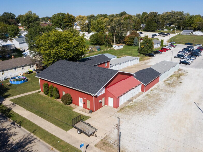 More Photos Of 2627 Cedar St, Quincy Warehouse For Sale