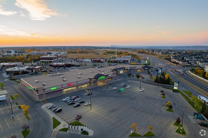 More Photos Of 8888 NW Country Hills Blvd, Calgary Unknown For Lease