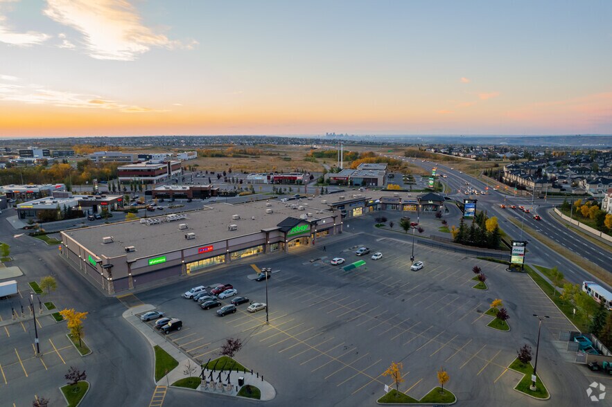 More Photos Of 8888 NW Country Hills Blvd, Calgary Unknown For Lease