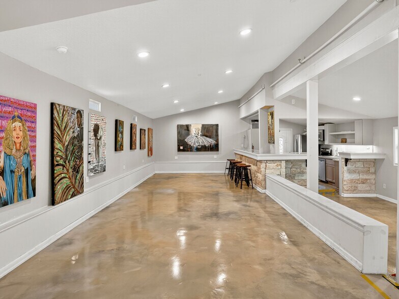 More Photos Of 3500 R O Dr, Spicewood Specialty For Sale