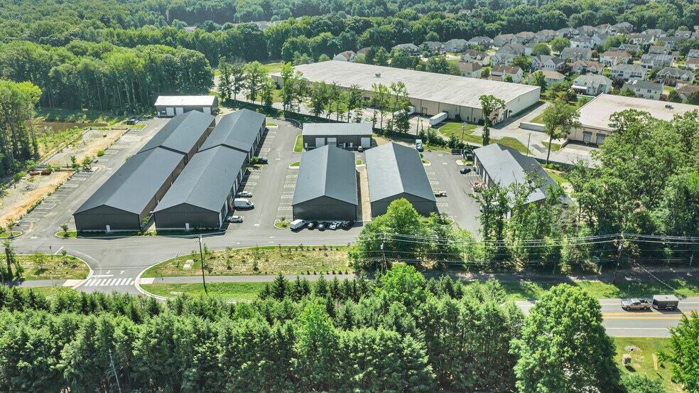More Photos Of 1600 Porter Rd, Bear Distribution For Lease
