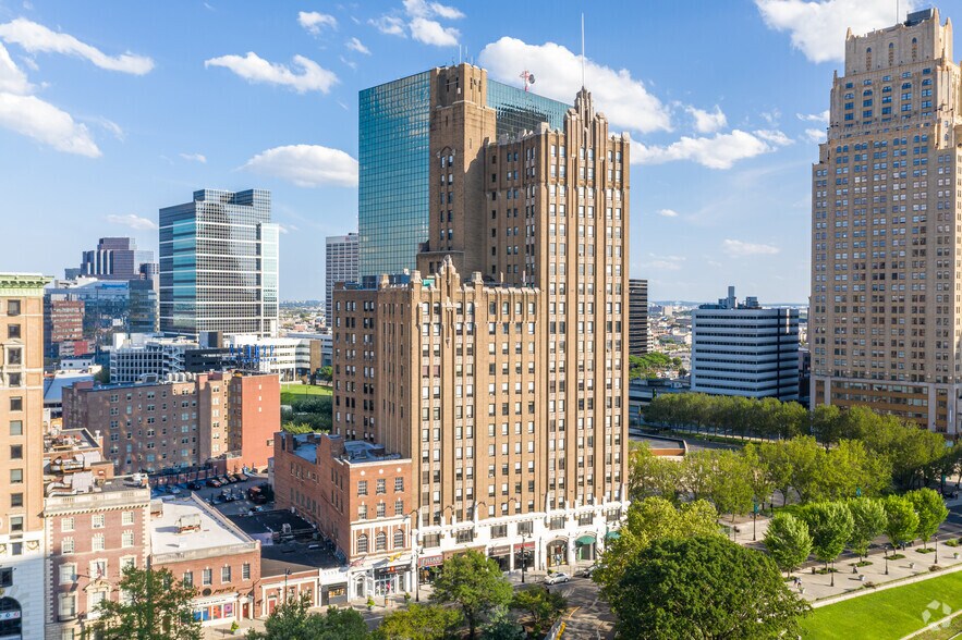 More Photos Of 60 Park Pl, Newark Office For Lease