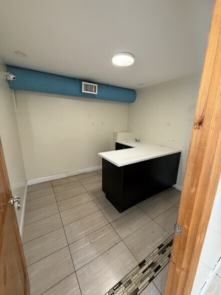 More Photos Of 335 First Ave, New York Apartments For Sale