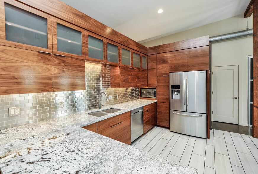 More Photos Of 223 Broadway Ave N, Rochester Office Residential For Sale