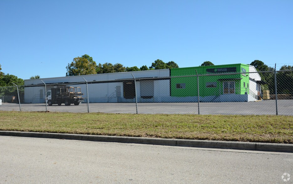 More Photos Of 2415 Whitfield Industrial Way, Sarasota Warehouse For Sale