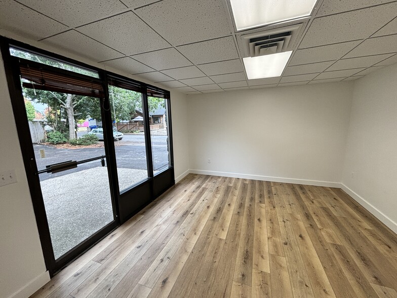 More Photos Of 2185 Liberty St NE, Salem Medical For Lease