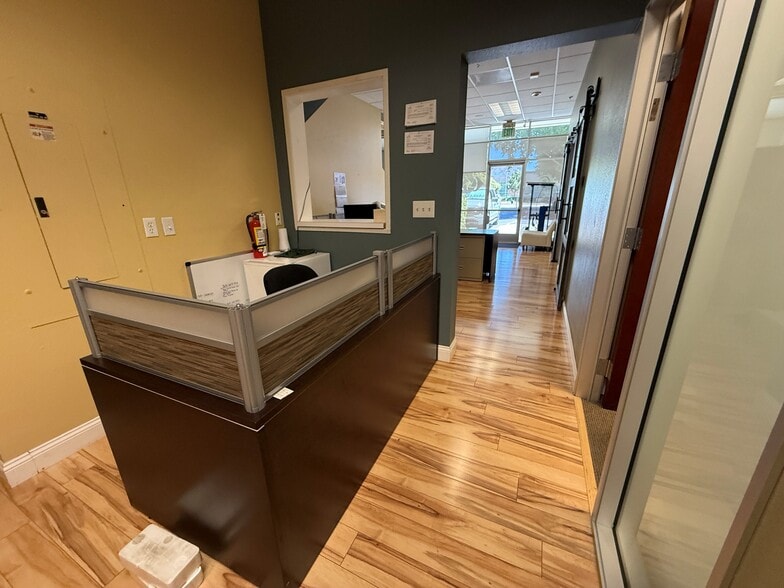 More Photos Of 355 Piercy Rd, San Jose Research And Development For Sale