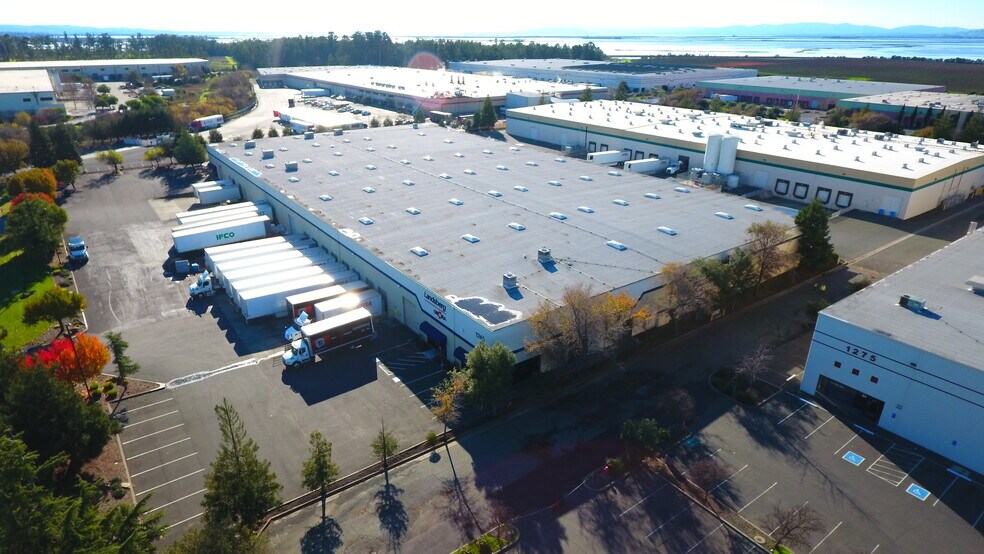 More Photos Of 1245 Commerce Blvd, American Canyon Warehouse For Lease