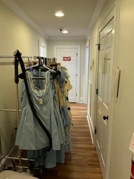 More Photos Of 124 Confederate St, Fort Mill Storefront For Sale