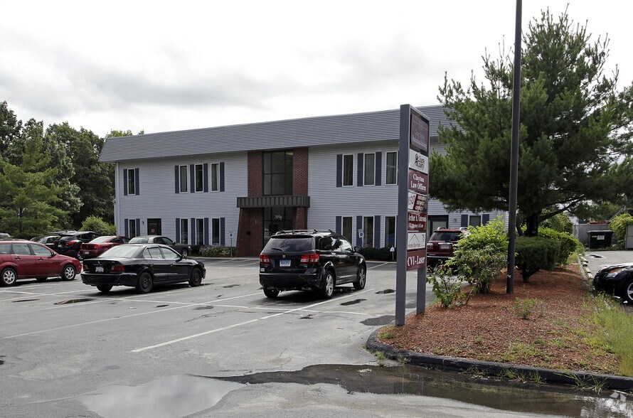 More Photos Of 319A Southbridge St, Auburn Office For Lease