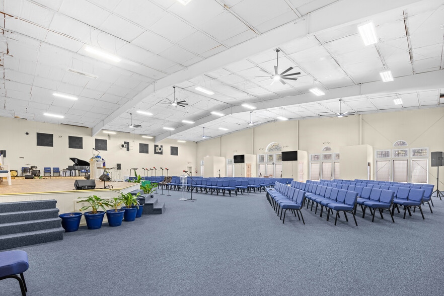 More Photos Of 69 Jessamine Ave, Georgetown Flex For Sale