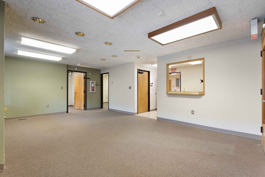 More Photos Of 1200 N 14th Ave, Pasco Medical For Sale
