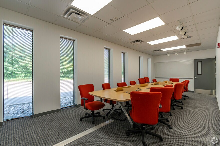 More Photos Of 1100 Eisenhower Pl, Ann Arbor Research And Development For Sale