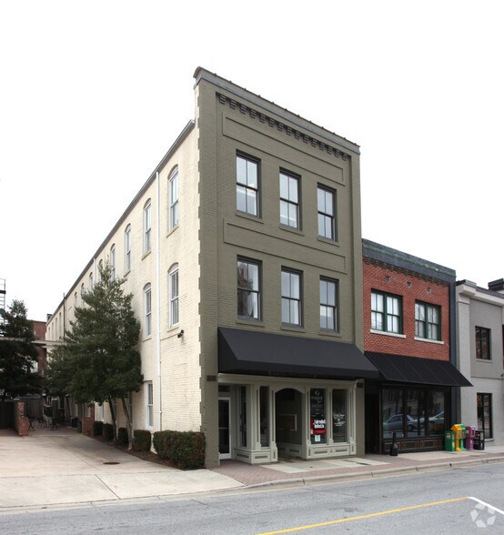 More Photos Of 313 S Greene St, Greensboro Storefront Retail Office For Lease
