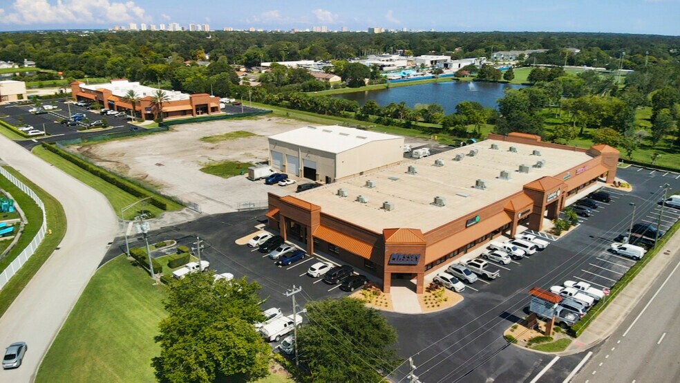 More Photos Of 1801 S Nova Rd, Daytona Beach Office For Sale