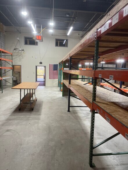 More Photos Of 24 Hagerty Blvd, West Chester Flex For Lease