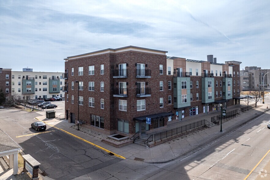 More Photos Of 1550 Larpenteur Ave W, Falcon Heights Apartments For Lease