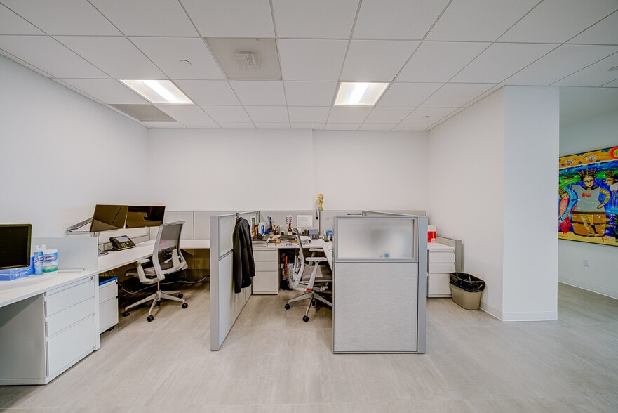 More Photos Of 8950 SW 74th Ct, Miami Medical For Lease