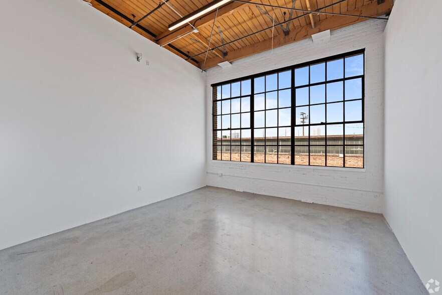More Photos Of 1451-1473 E 4th St, Los Angeles Office For Lease