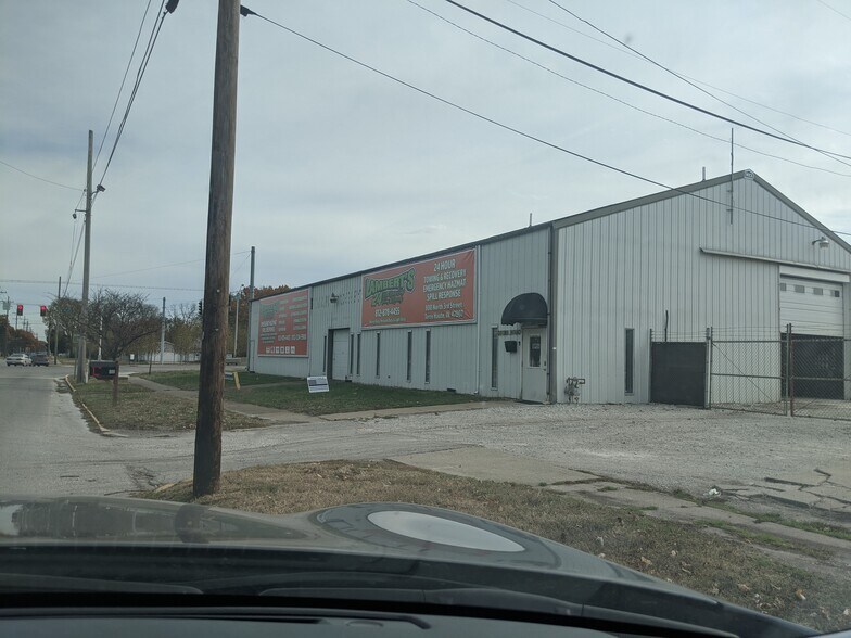 Primary Photo Of 800 N 3rd St, Terre Haute Warehouse For Lease