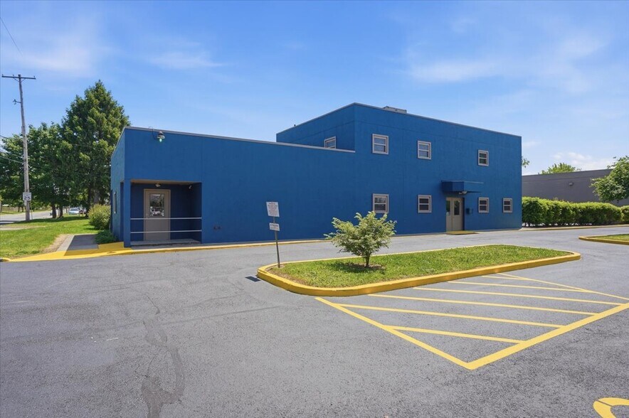 More Photos Of 175 E Broadway Ave, Westerville Office For Lease