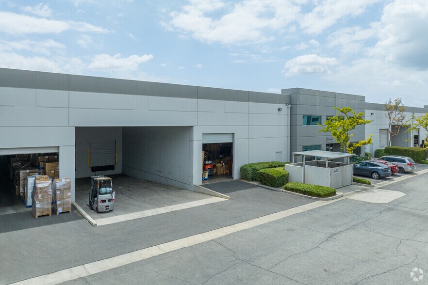 More Photos Of 1590 S Milliken Ave, Ontario Warehouse For Lease