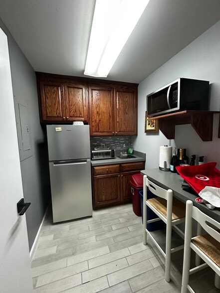 More Photos Of 1160 Beacon Ave, Manahawkin Medical For Sale