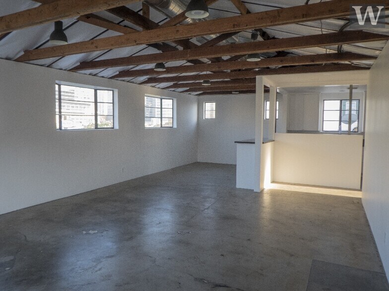 More Photos Of 1063 Gayley Ave, Los Angeles Loft Creative Space For Lease