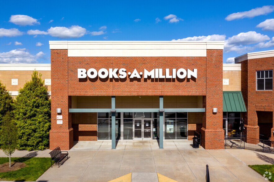 More Photos Of 1910 Cinema Drive, Rock Hill Unknown For Lease