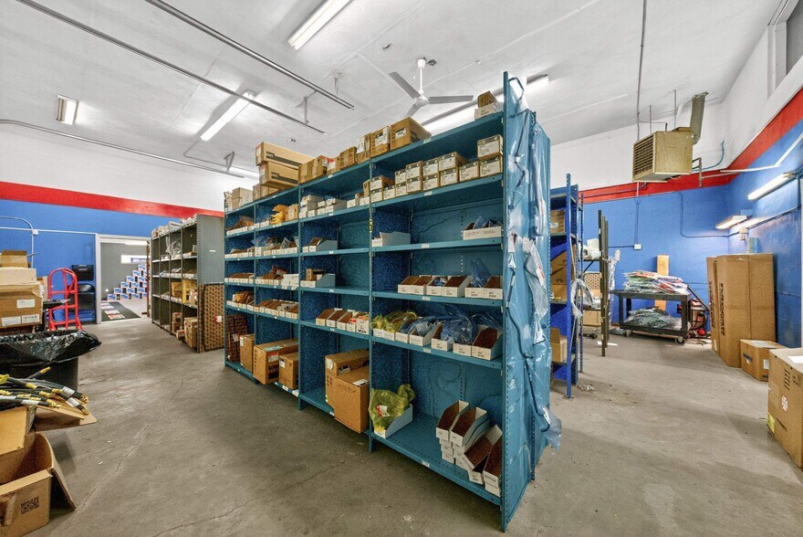 More Photos Of 2338 Broad St, Frankfort Industrial For Sale