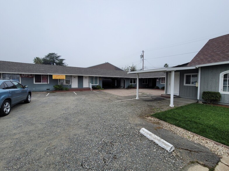 Primary Photo Of 1806 Solano St, Corning General Retail For Sale