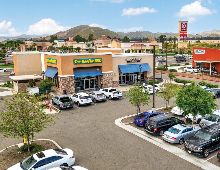 More Photos Of 18310 Collier Ave, Lake Elsinore Restaurant For Sale