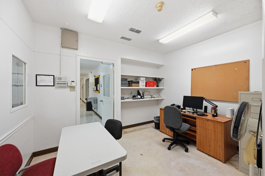More Photos Of 1519 Circle Park Blvd, Fort Worth Religious Facility For Sale