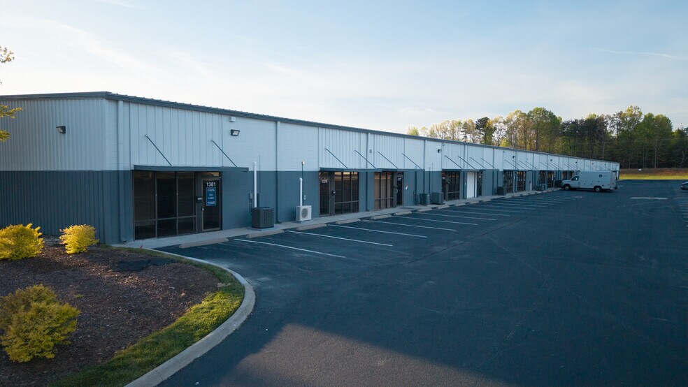 More Photos Of 1381 South Park Dr, Kernersville Light Manufacturing For Lease