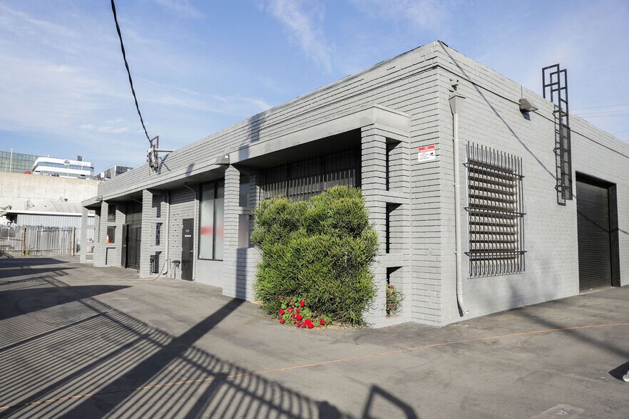 Primary Photo Of , Los Angeles Industrial For Sale