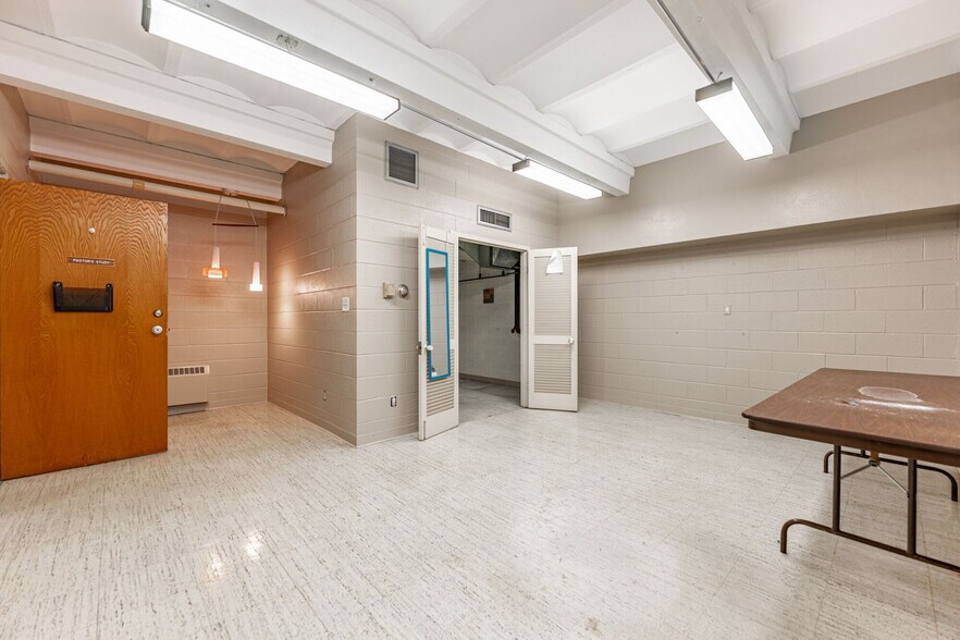 More Photos Of 1203 3rd Ave, Rockford Religious Facility For Sale