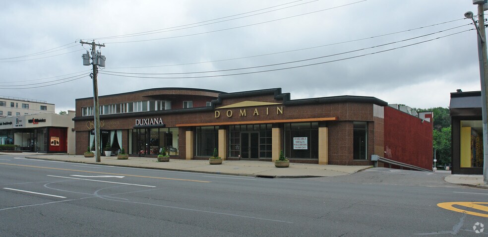 More Photos Of 1516-1524 Northern Blvd, Manhasset Freestanding For Lease